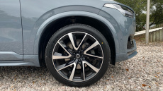 Volvo XC90 2.0 B5P Ultimate Dark 5dr AWD Geartronic Petrol Estate